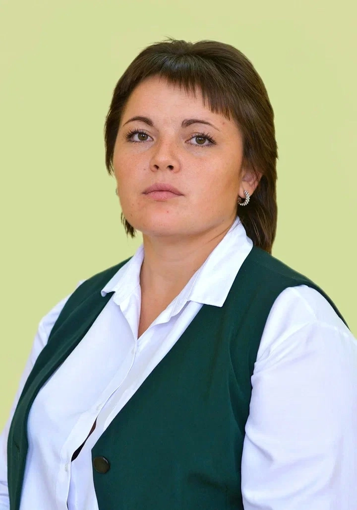Сахарова Валентина Сергеевна.